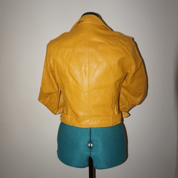 Cropped Faux Leather ZARA Jacket - Picture 2 of 3